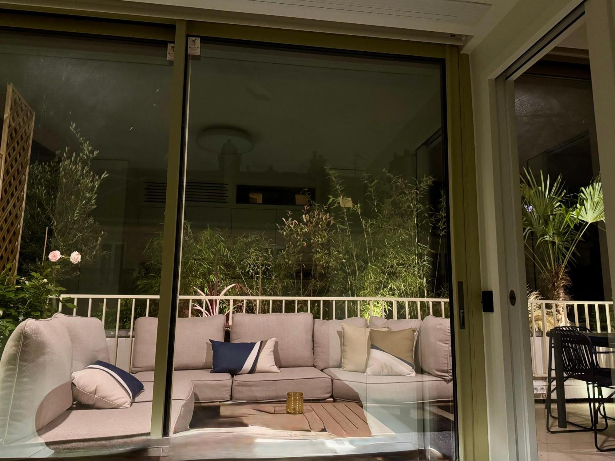 Les Terrasses De L Arc Apartment *